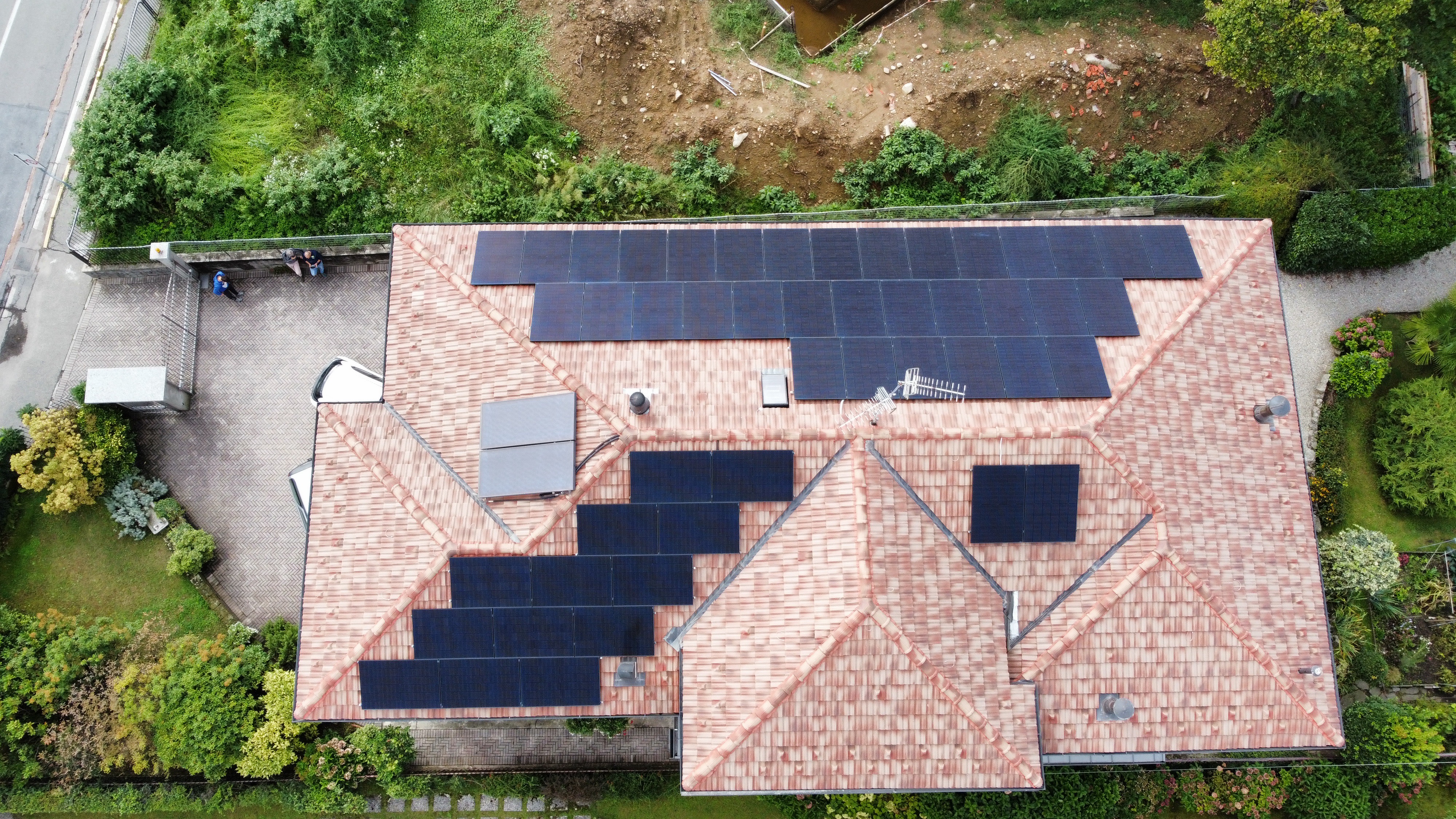 Impianto fotovoltaico residenziale trifase